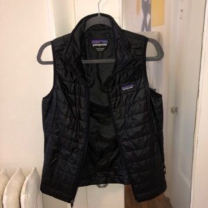 Patagonia women’s nano puff vest